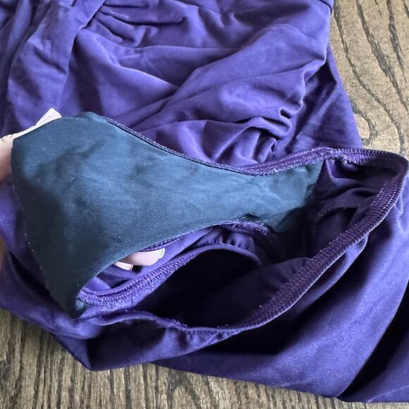 Lands End Womens Purple One Piece Underwire Slimming Swim Suit Size 14 DDD - Picture 6 of 9